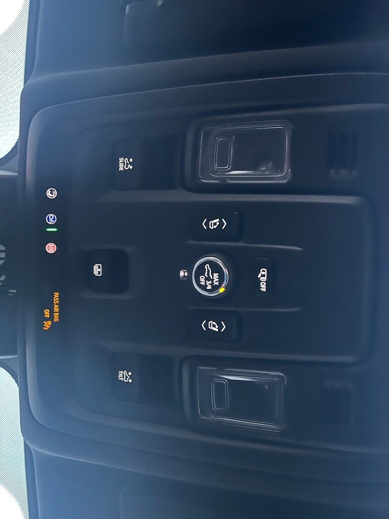 2025 CHEVROLET SUBURBAN - Image 7