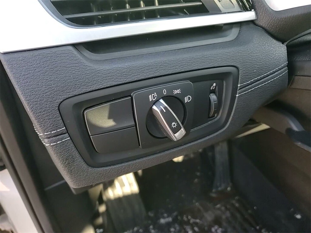 2022 BMW X1 - Image 21