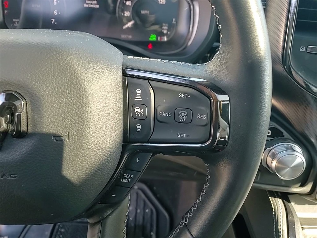 2025 RAM 1500 - Image 27