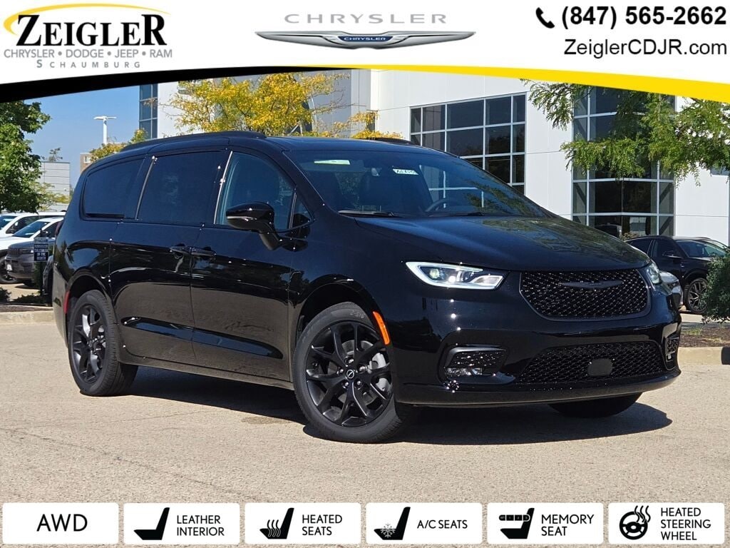 New 2026 Chrysler Pacifica Limited Van Passenger Van