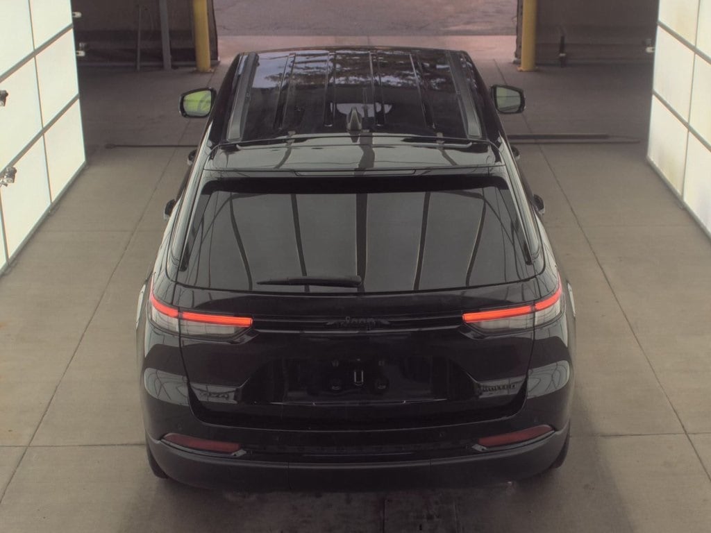 2023 JEEP GRAND CHEROKEE - Image 3