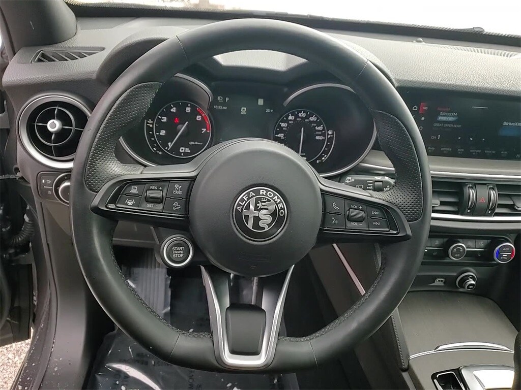 2023 ALFA ROMEO STELVIO - Image 13