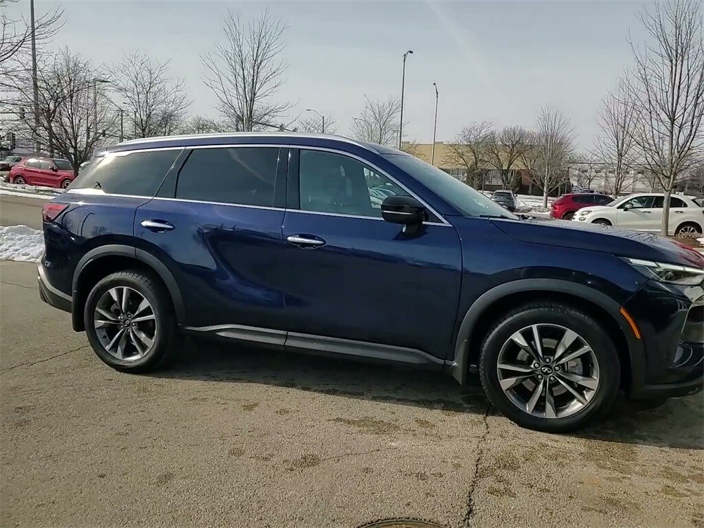 2023 INFINITI QX60 - Image 3