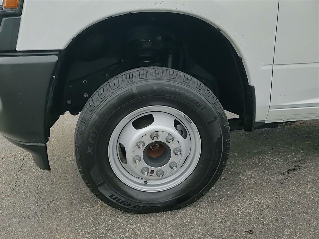 2024 RAM 3500 - Image 17