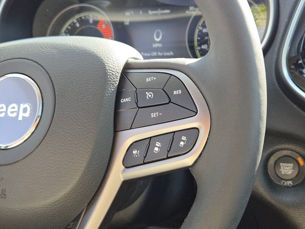 2022 JEEP CHEROKEE - Image 32