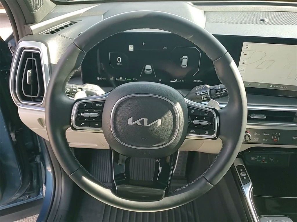 2025 KIA SORENTO - Image 25