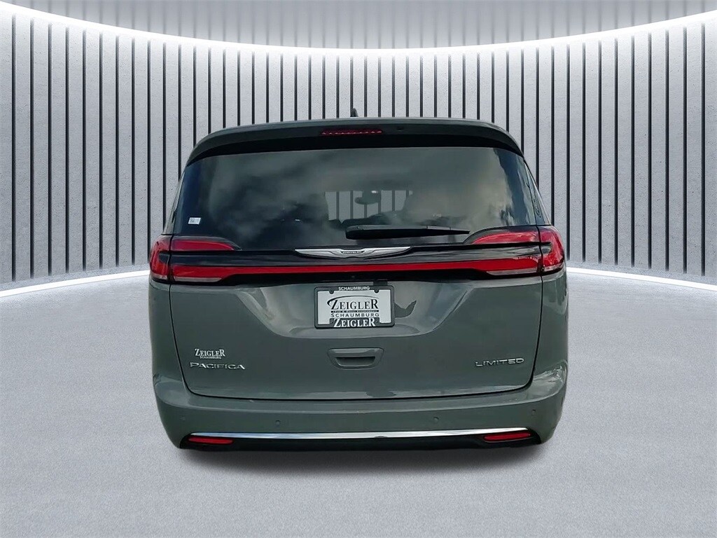 2023 CHRYSLER PACIFICA - Image 10