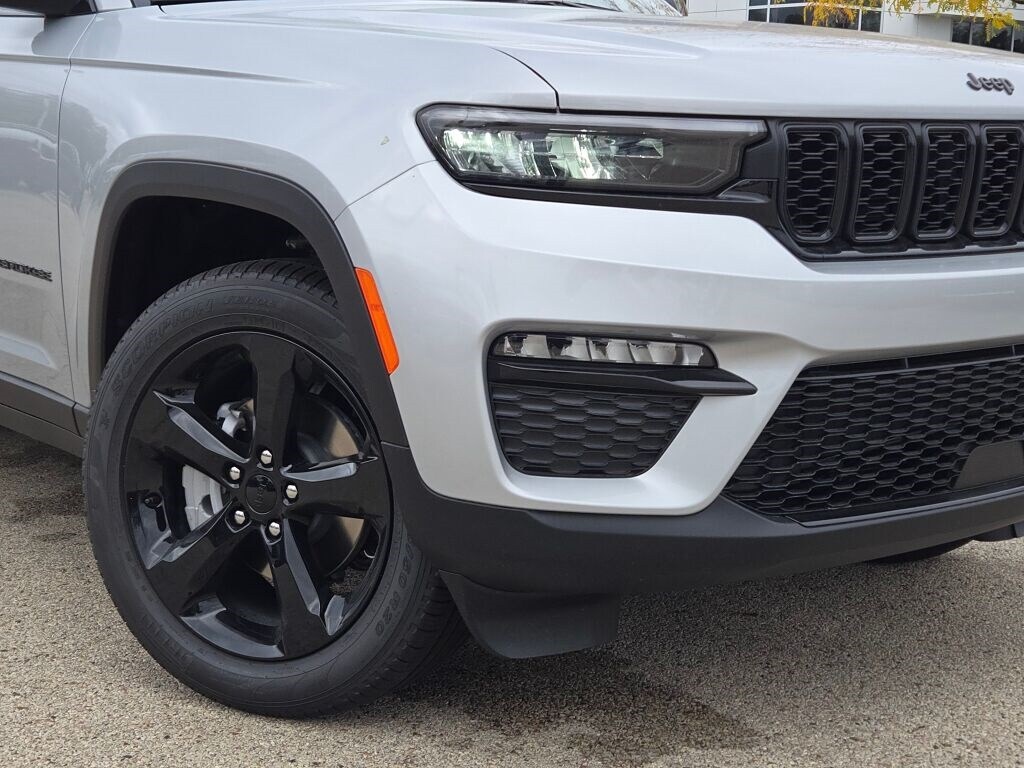 New 2025 Jeep Grand Cherokee Limited SUV