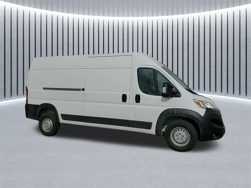 2025 RAM PROMASTER 2500 - Image 3