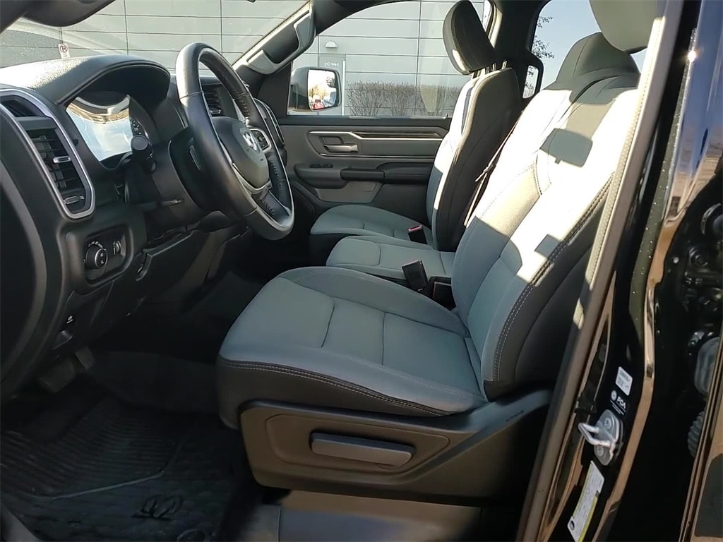 2022 RAM 1500 - Image 10