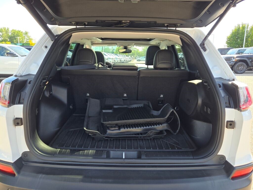 2022 JEEP CHEROKEE - Image 16