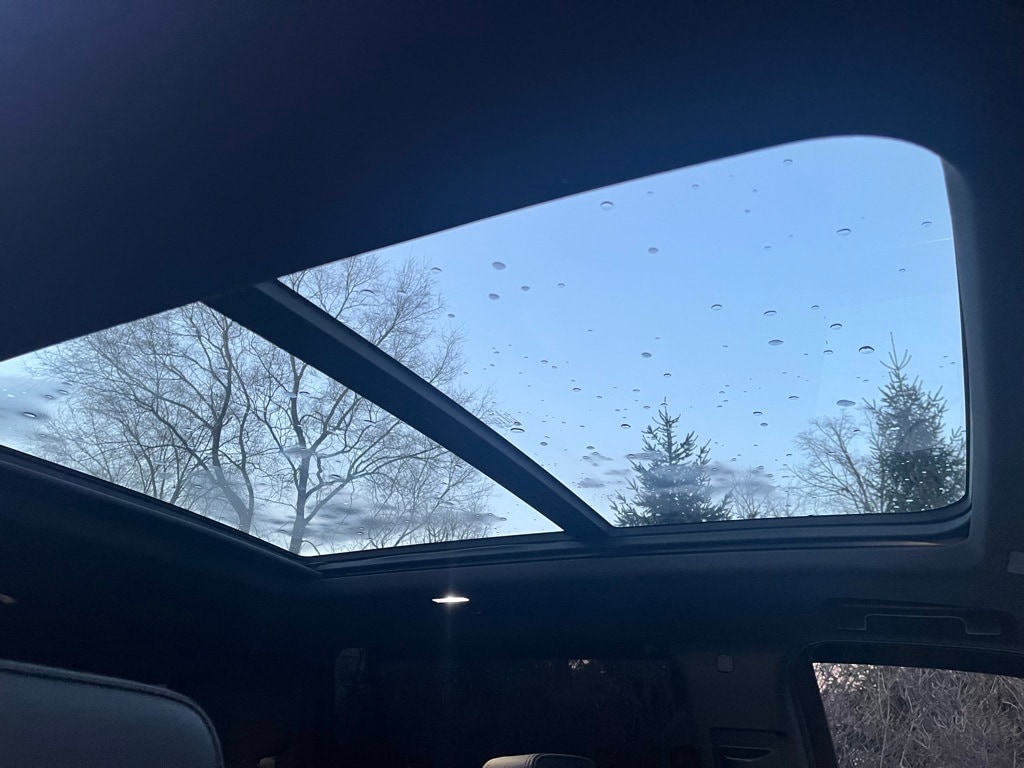 2025 CHEVROLET SUBURBAN - Image 5