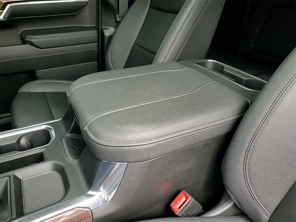 2023 CHEVROLET SILVERADO - Image 34