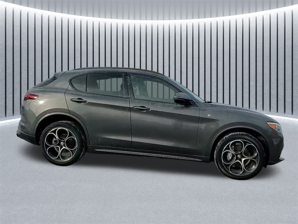 2023 ALFA ROMEO STELVIO - Image 3