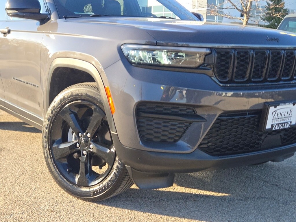 Certified 2024 Jeep Grand Cherokee Laredo SUV
