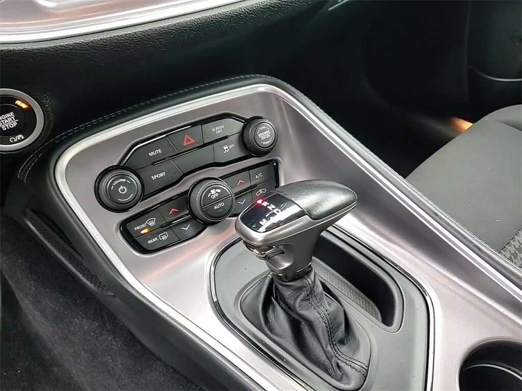 2019 DODGE CHALLENGER - Image 19