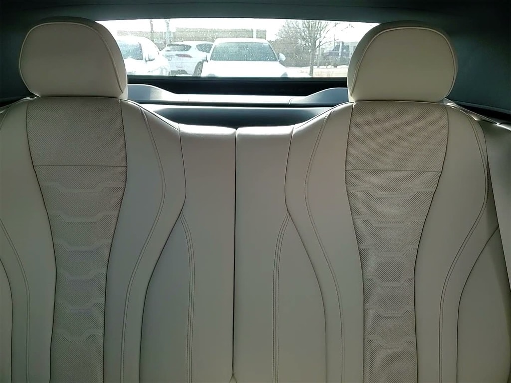 2022 BMW M850I - Image 38