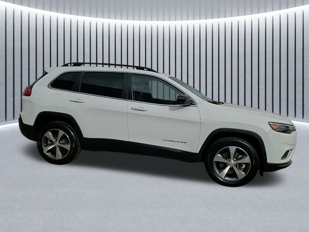 Used 2022 Jeep Cherokee Limited SUV