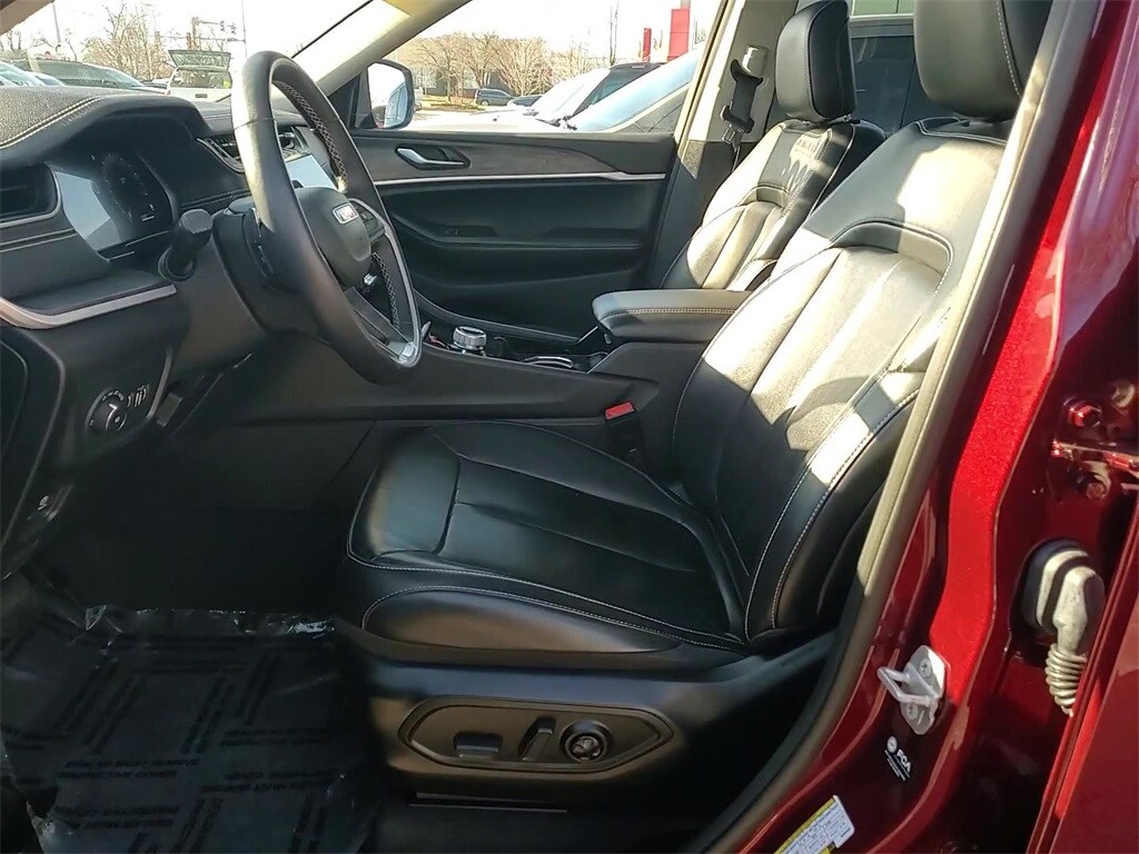 2022 JEEP GRAND CHEROKEE L - Image 10