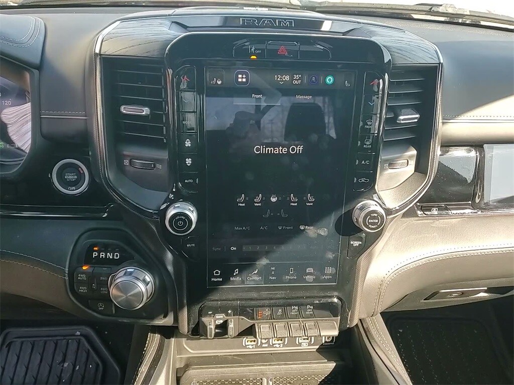 2025 RAM 1500 - Image 29