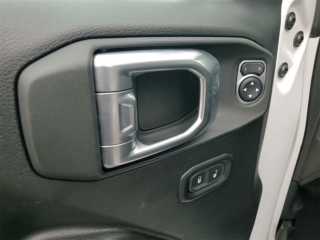 2022 JEEP WRANGLER - Image 22