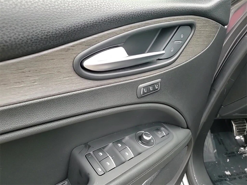 2023 ALFA ROMEO STELVIO - Image 10