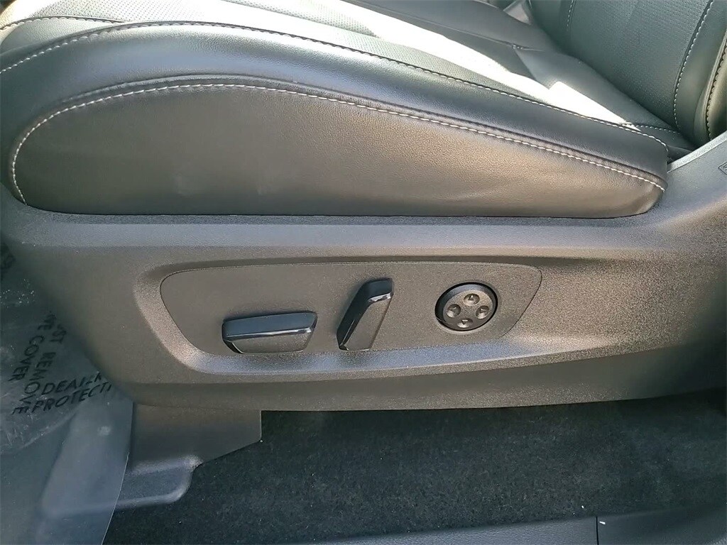 2025 INFINITI QX60 - Image 23