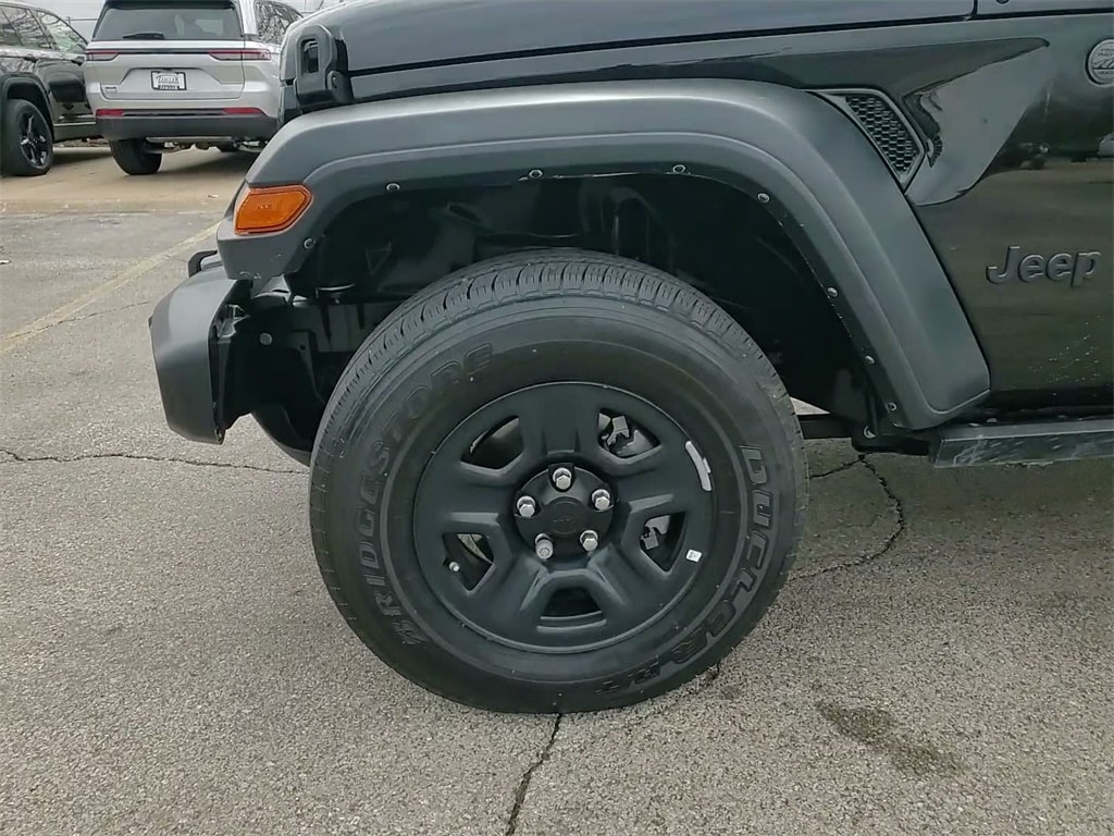 2023 JEEP GLADIATOR - Image 17