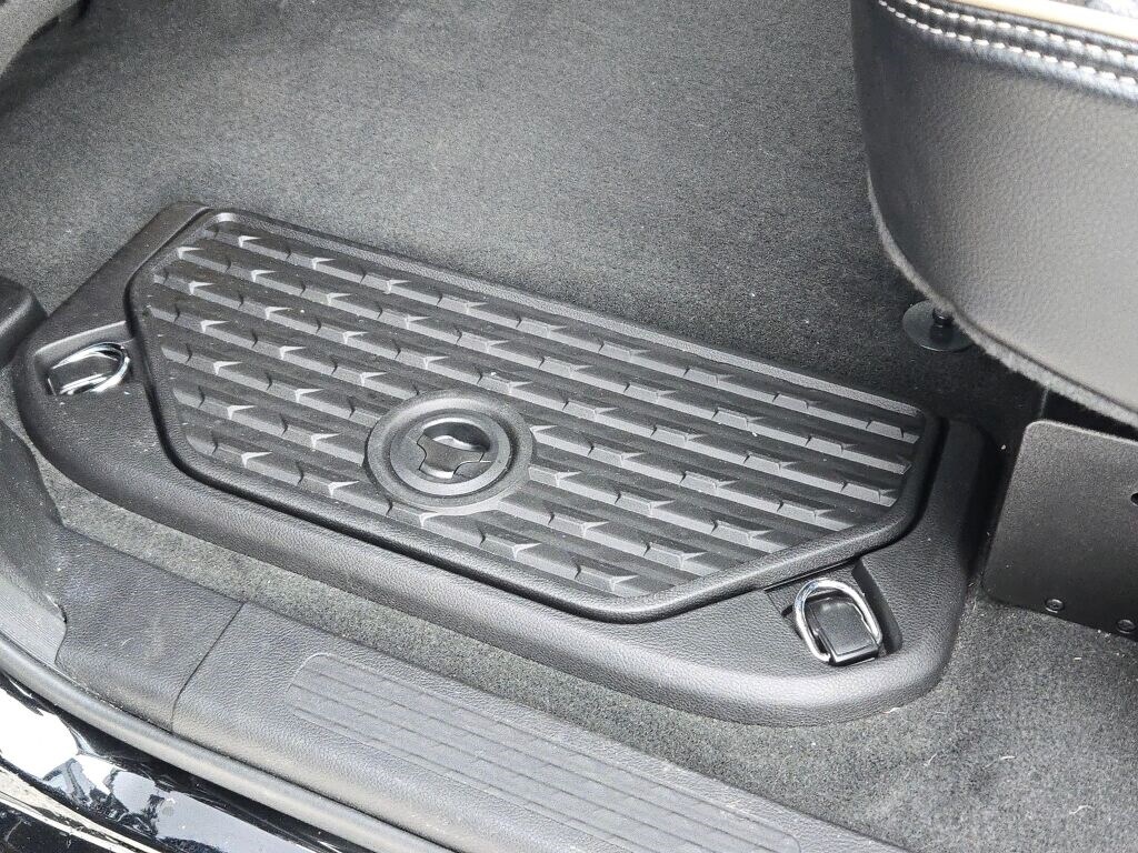 2023 RAM 1500 - Image 19