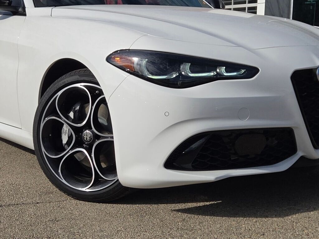 New 2025 Alfa Romeo Giulia Sedan