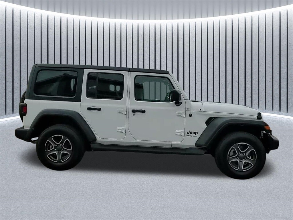2022 JEEP WRANGLER - Image 5