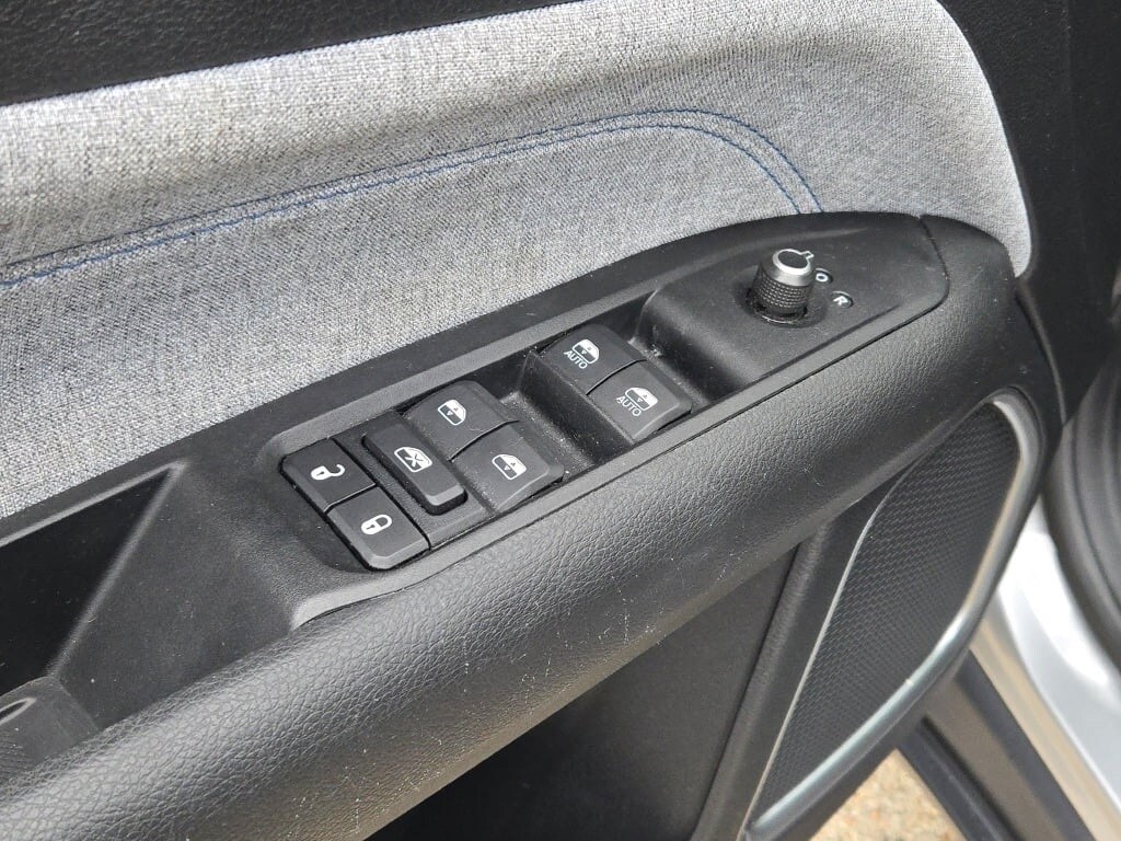 2022 JEEP COMPASS - Image 21