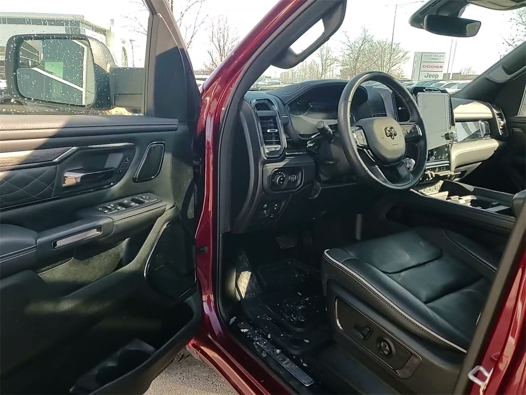 2025 RAM 1500 - Image 21