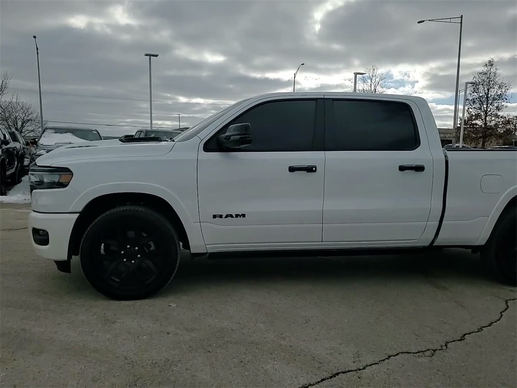 2025 RAM 1500 - Image 20