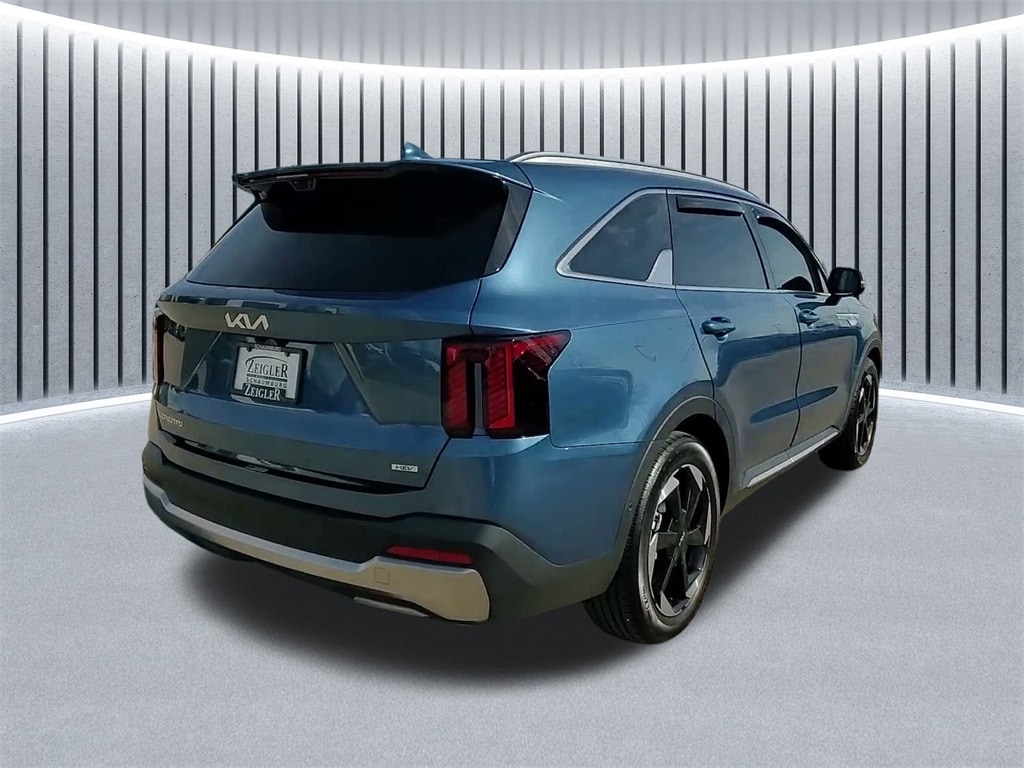 2025 KIA SORENTO - Image 8