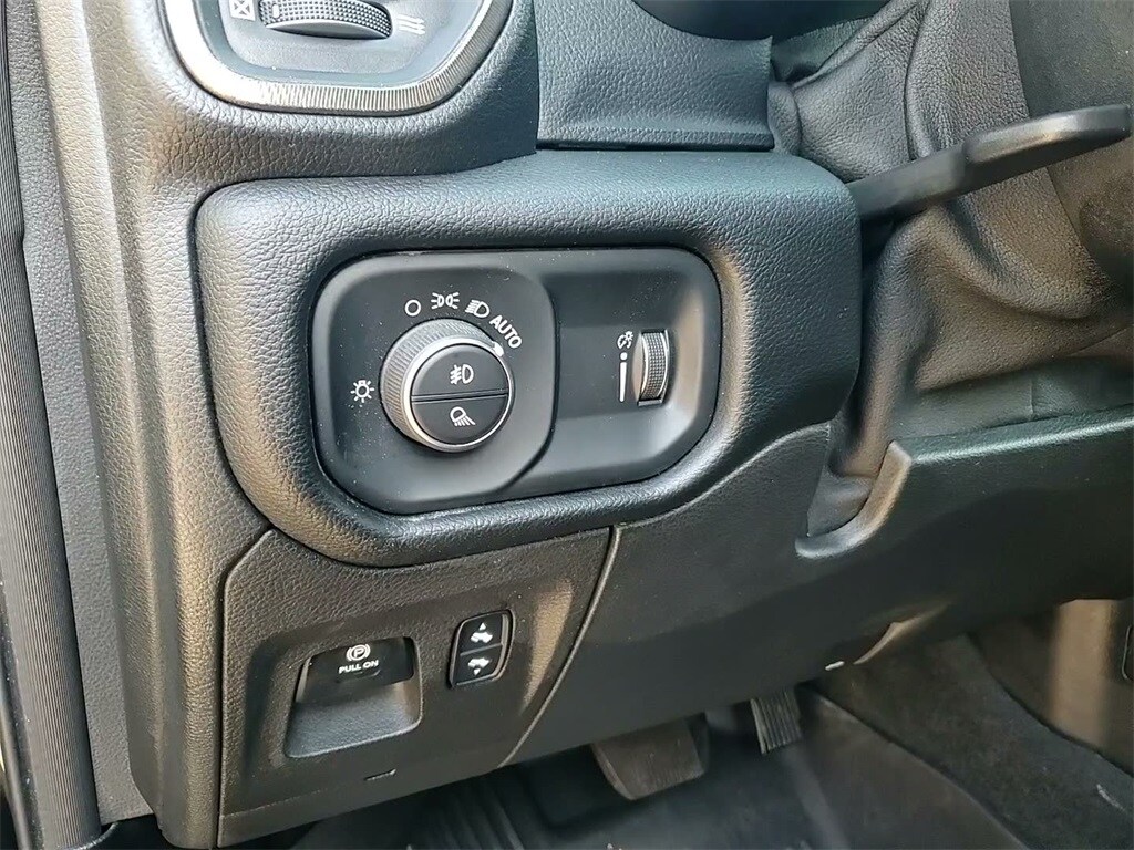 2022 RAM 1500 - Image 22