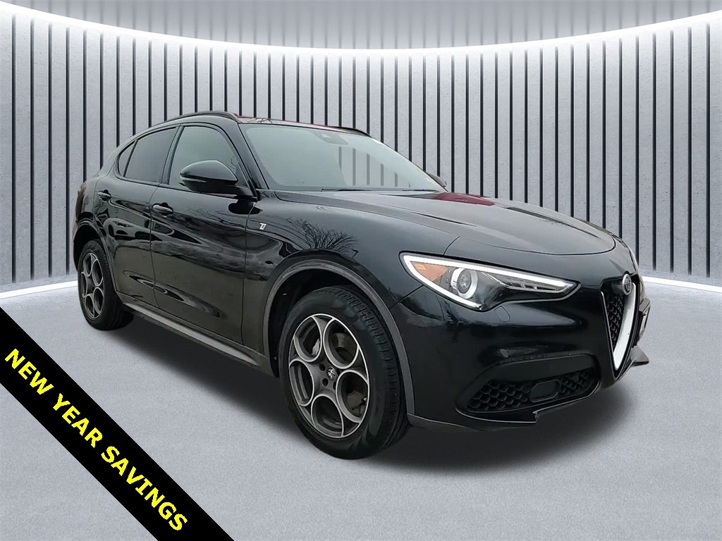 2023 ALFA ROMEO STELVIO - Image 1