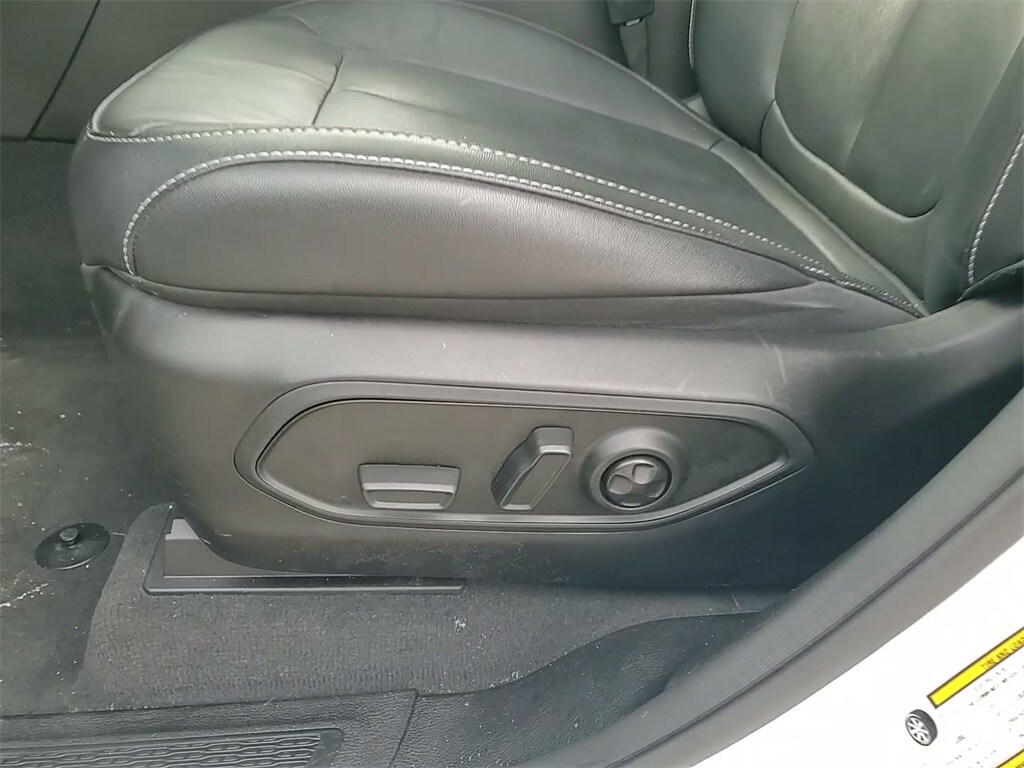 2022 JEEP GRAND CHEROKEE L - Image 12