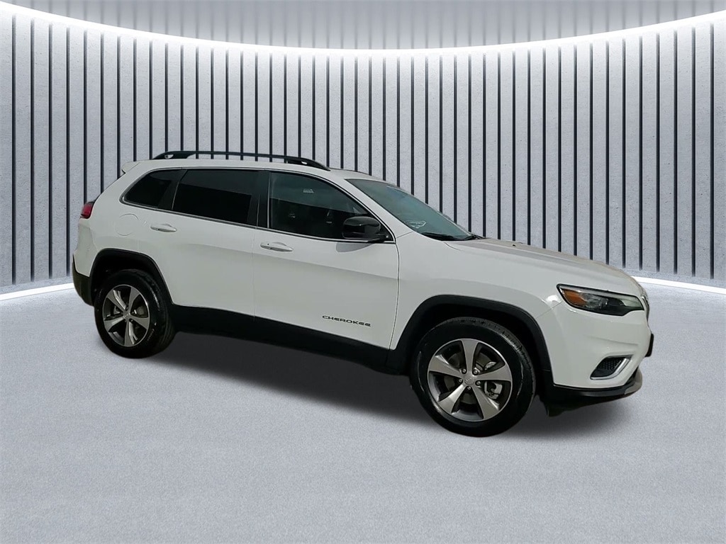 2022 JEEP CHEROKEE - Image 3