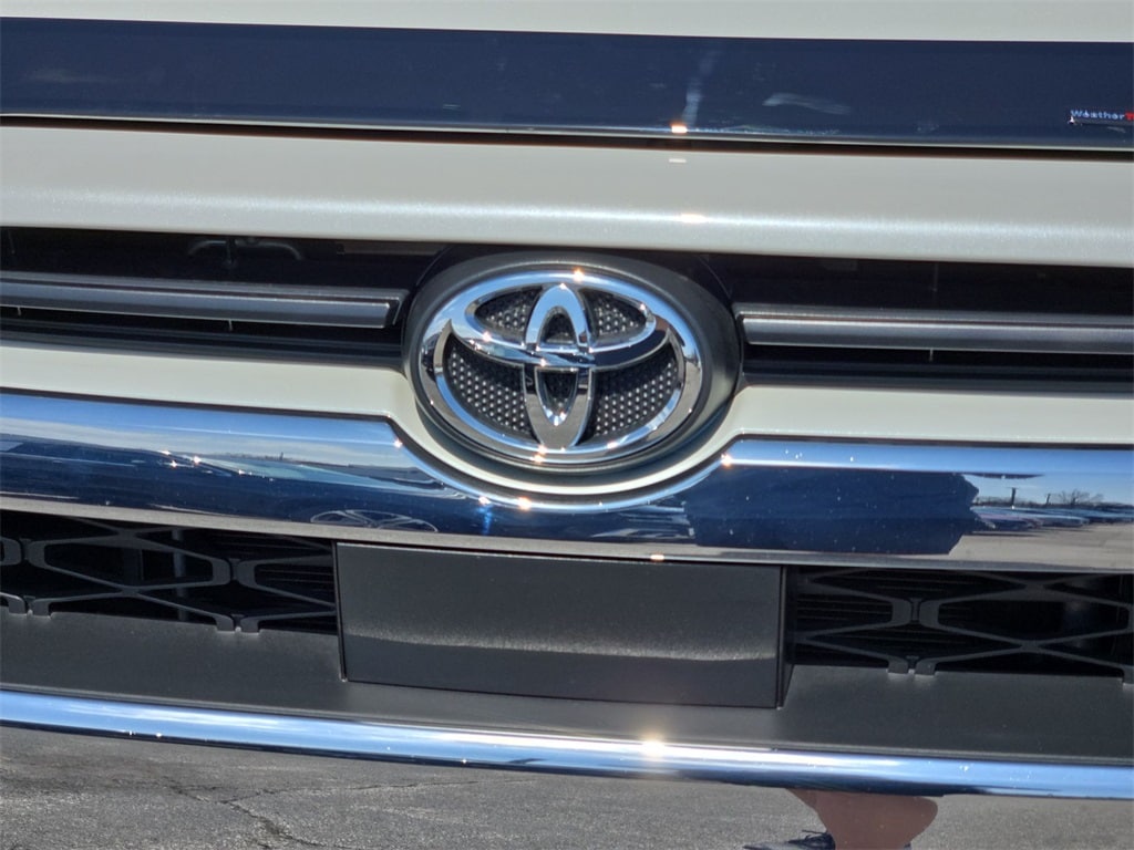 2023 TOYOTA 4RUNNER - Image 38