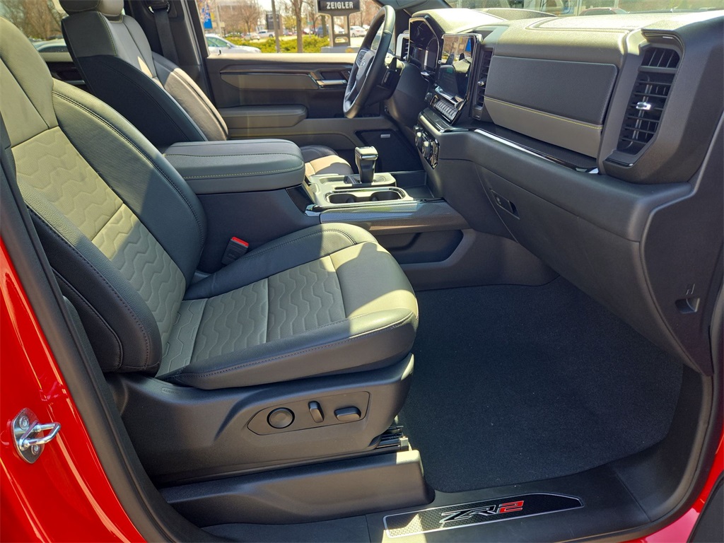 2023 CHEVROLET SILVERADO - Image 35