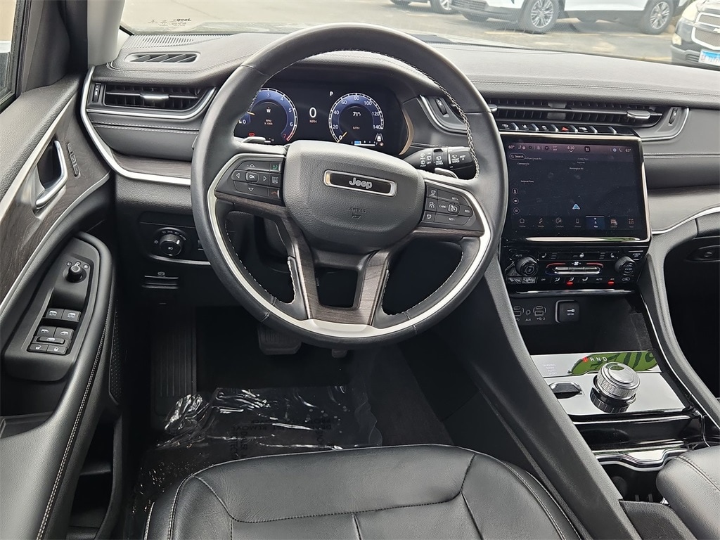 2022 JEEP GRAND CHEROKEE L - Image 26