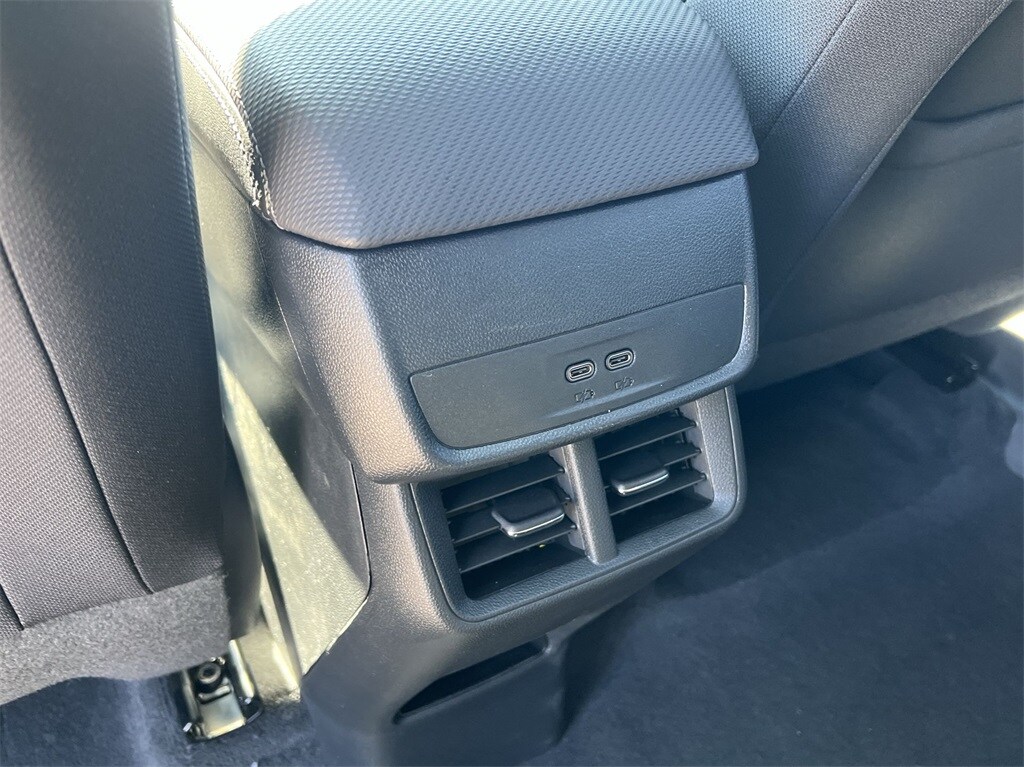 2025 Chevrolet Equinox LT - Photo 22