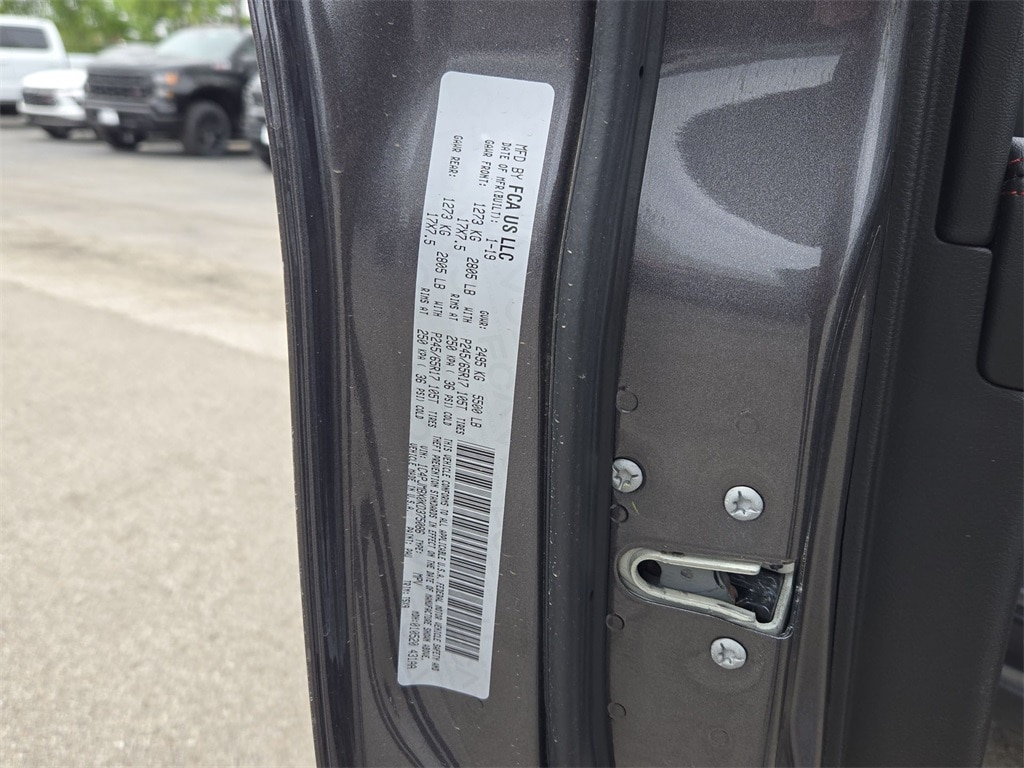 2019 JEEP CHEROKEE - Image 38