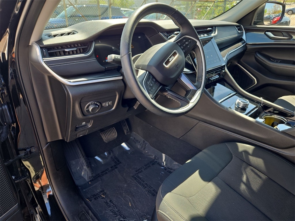 2022 JEEP GRAND CHEROKEE - Image 16