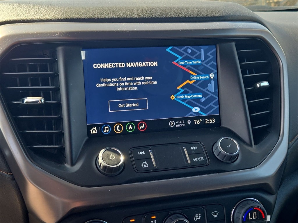 2023 GMC ACADIA - Image 13