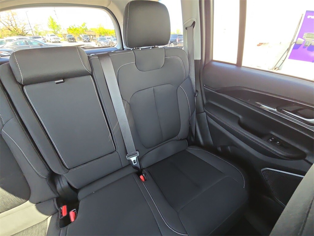 2022 JEEP GRAND CHEROKEE - Image 14