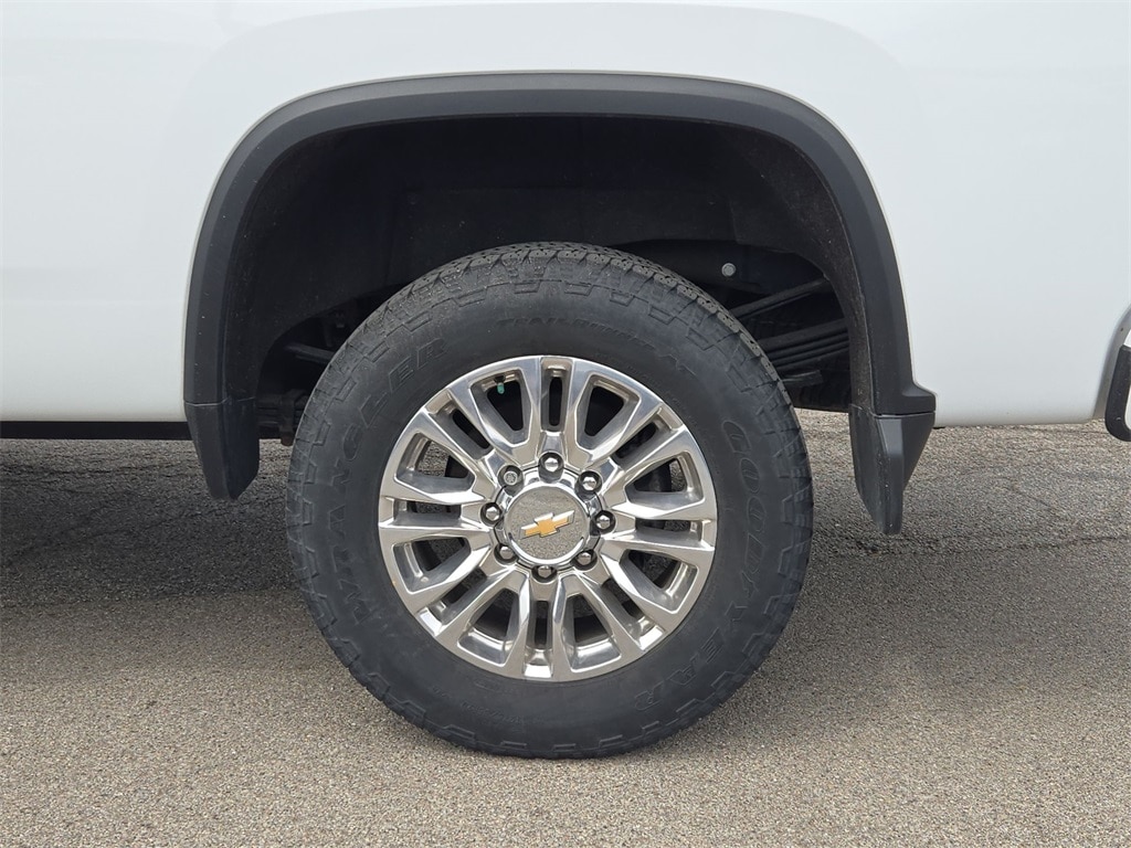 2022 CHEVROLET SILVERADO HD - Image 40