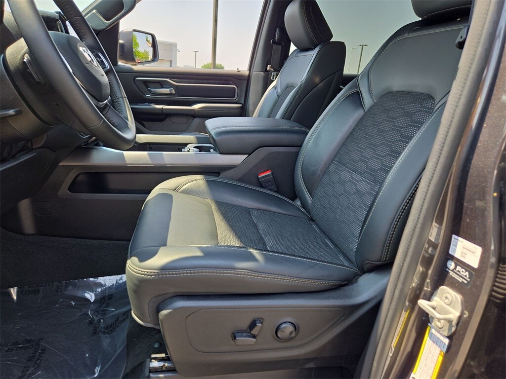 2024 RAM 1500 - Image 25
