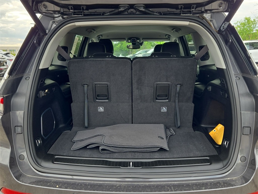 2022 JEEP GRAND CHEROKEE L - Image 32